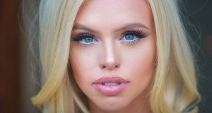 Miranda – Grey Dress