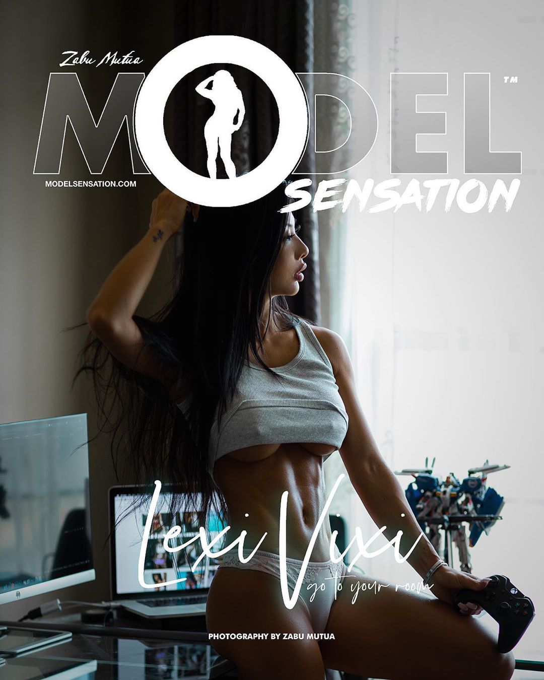 ★Even Lexi sometimes gets bored at home! model @lexivixi  @model.sensation…